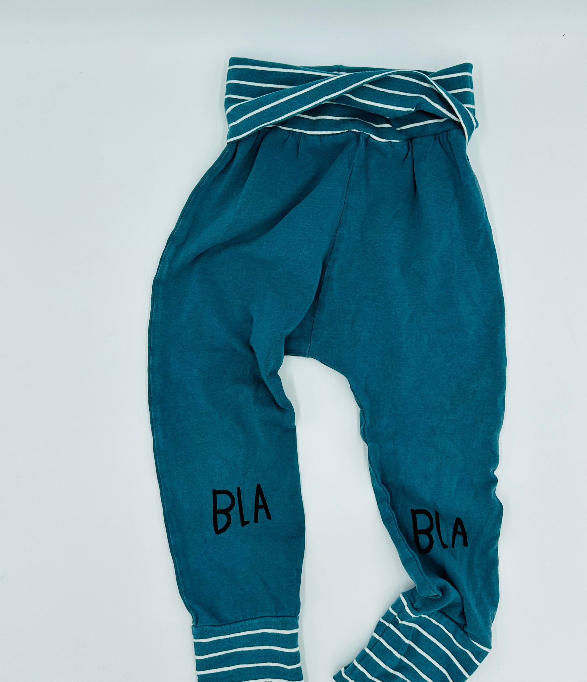 Pantalon 2 - 3ans - Boutique friperie le placard de Jeanne et cie