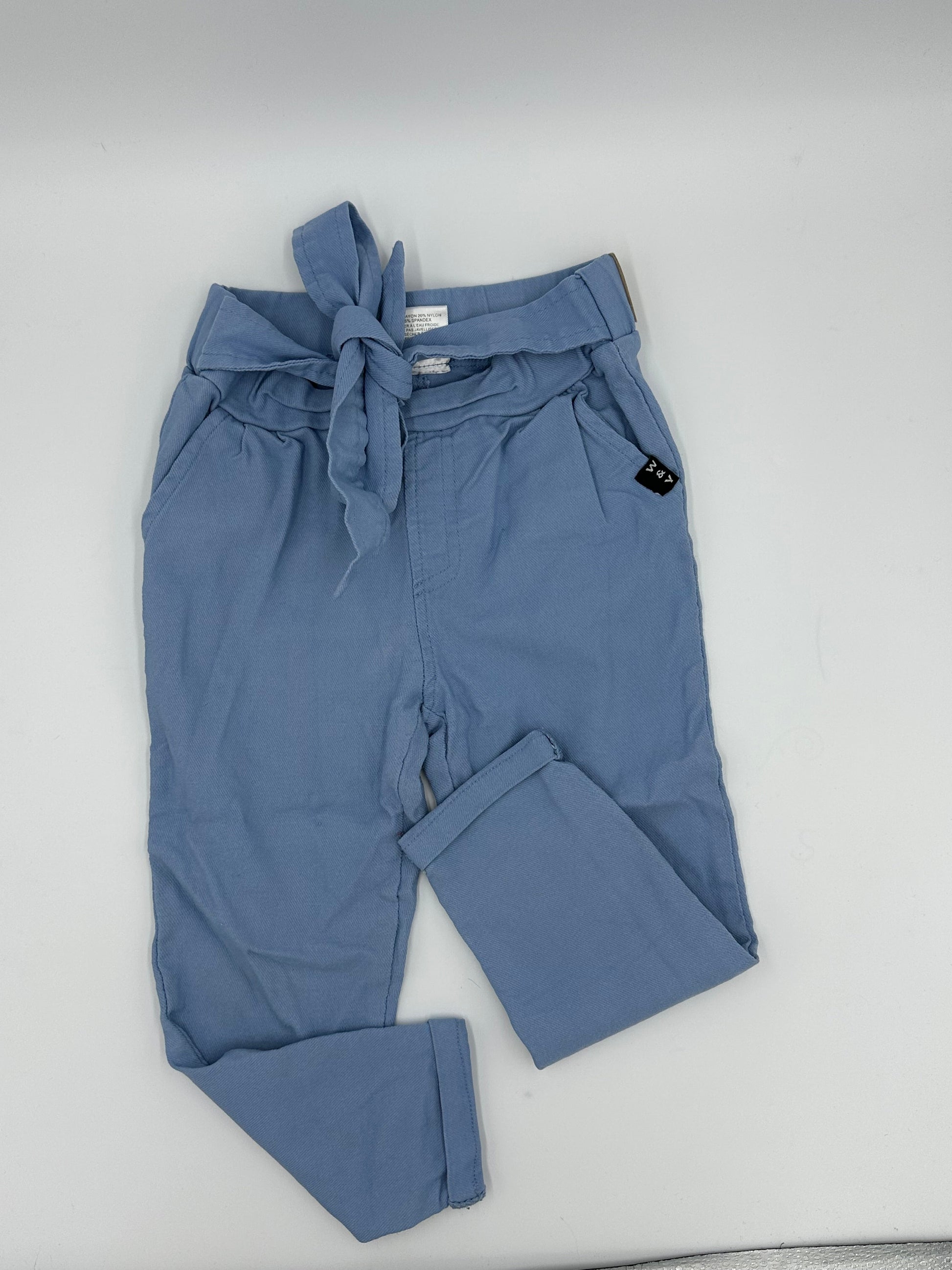 pantalon 4ans - Boutique friperie le placard de Jeanne et cie