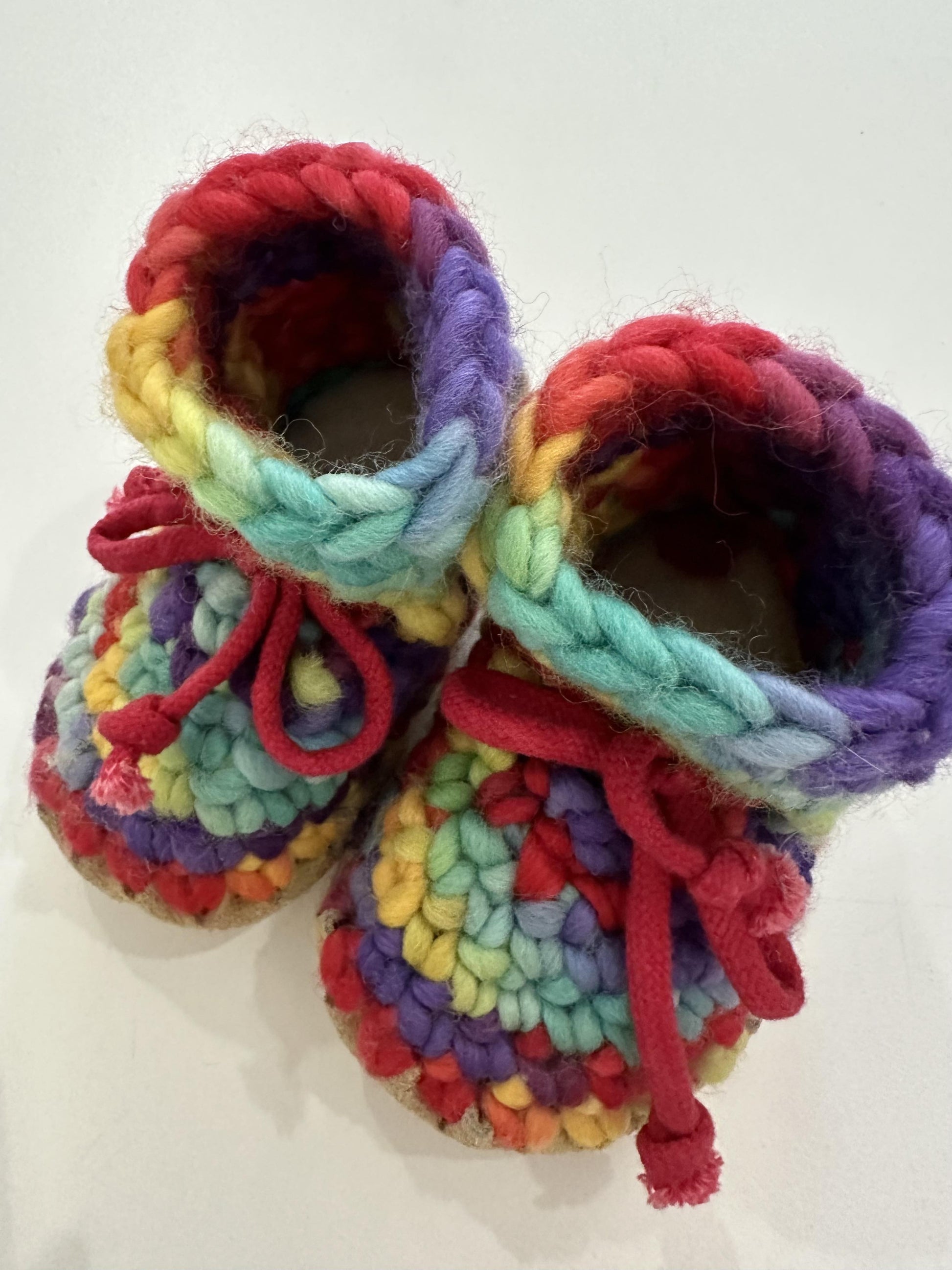 pantouffle 6-12m - Boutique friperie le placard de Jeanne et cie