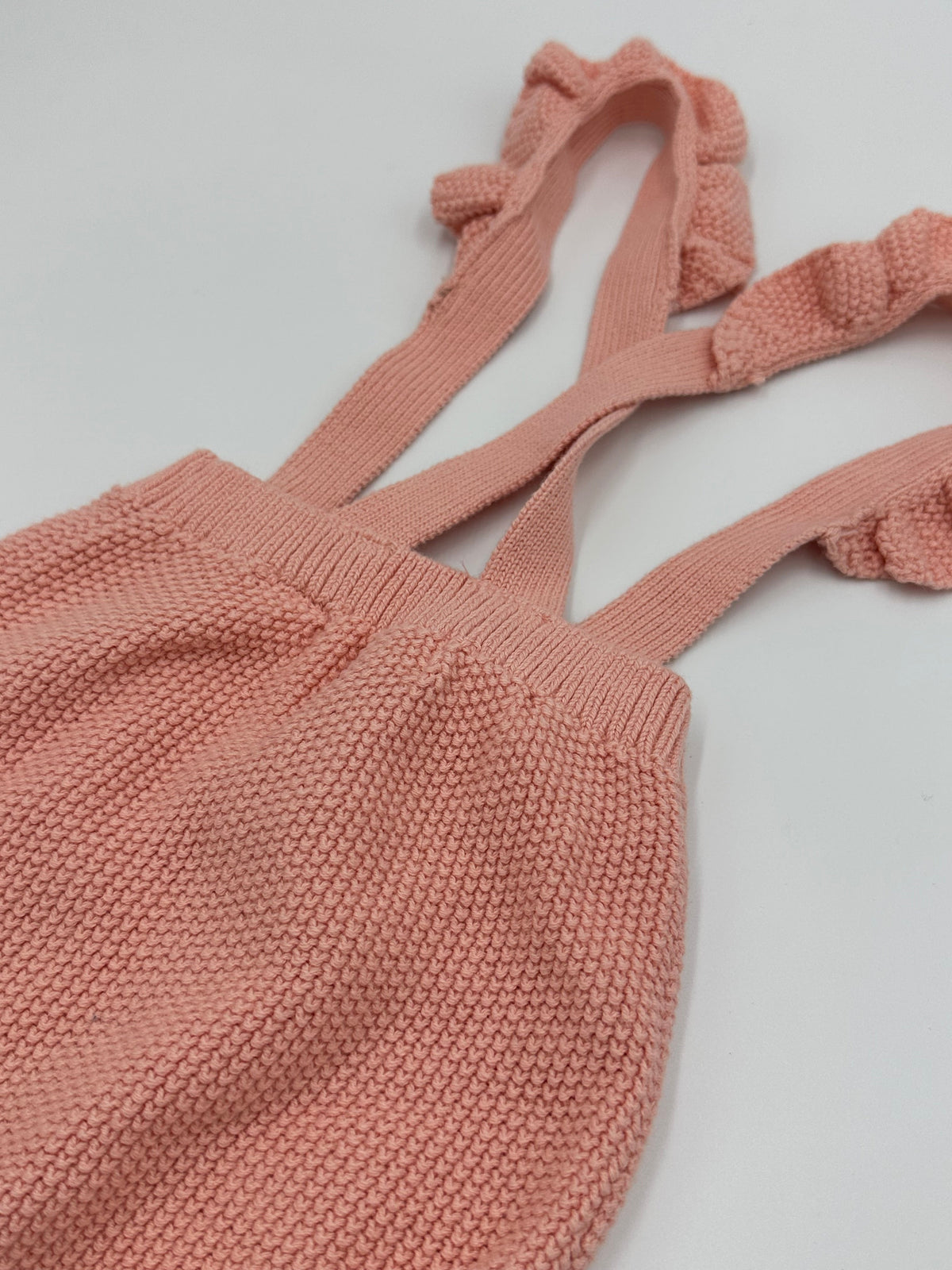 Salopette à bretelles maille 9 - 12m - Boutique friperie le placard de Jeanne et cie