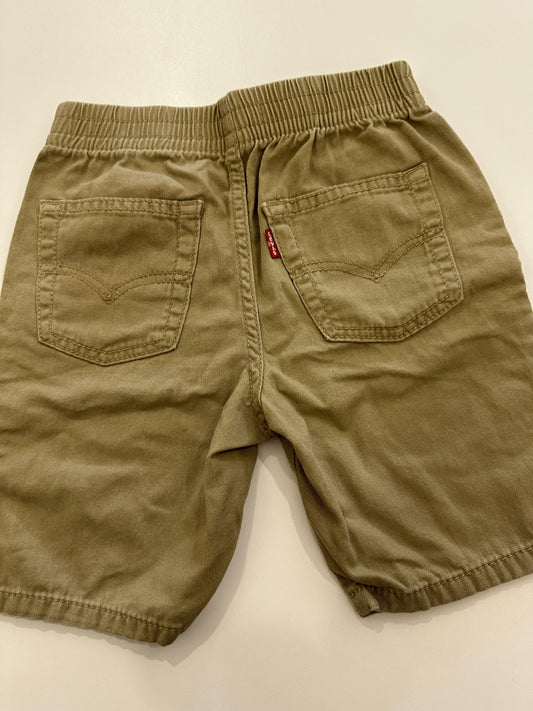 short 5-6t - Boutique friperie le placard de Jeanne et cie