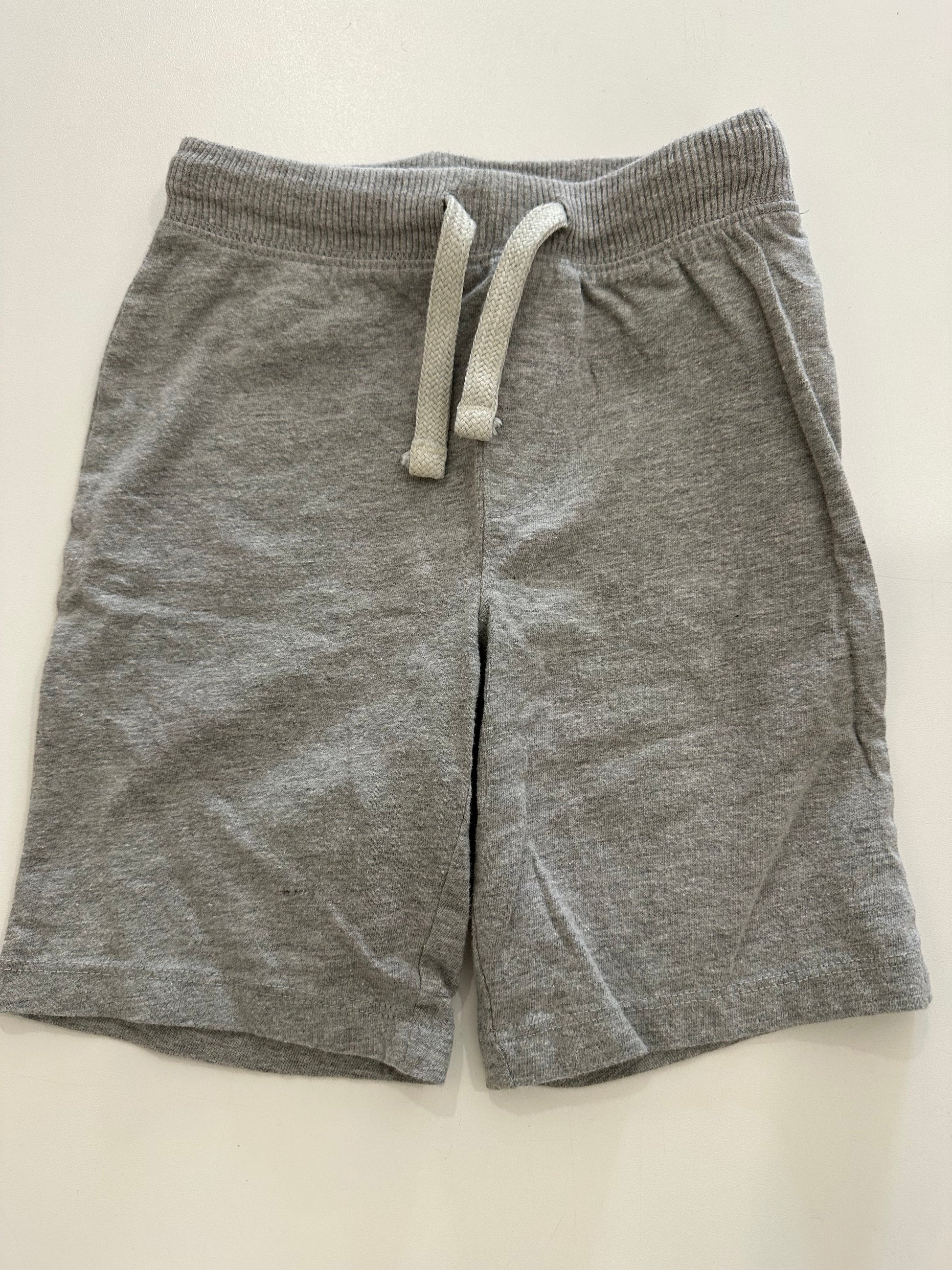 short 5ans - Boutique friperie le placard de Jeanne et cie