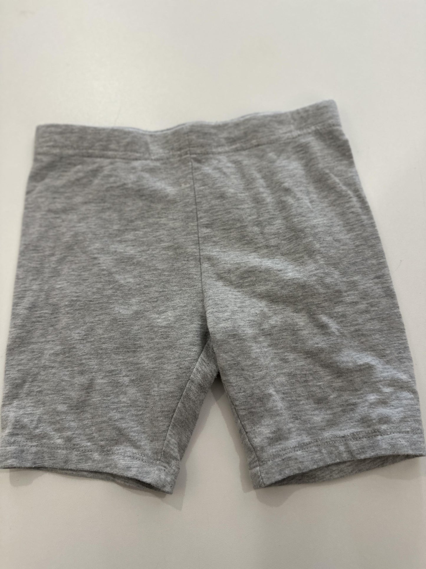 short 6ans - Boutique friperie le placard de Jeanne et cie