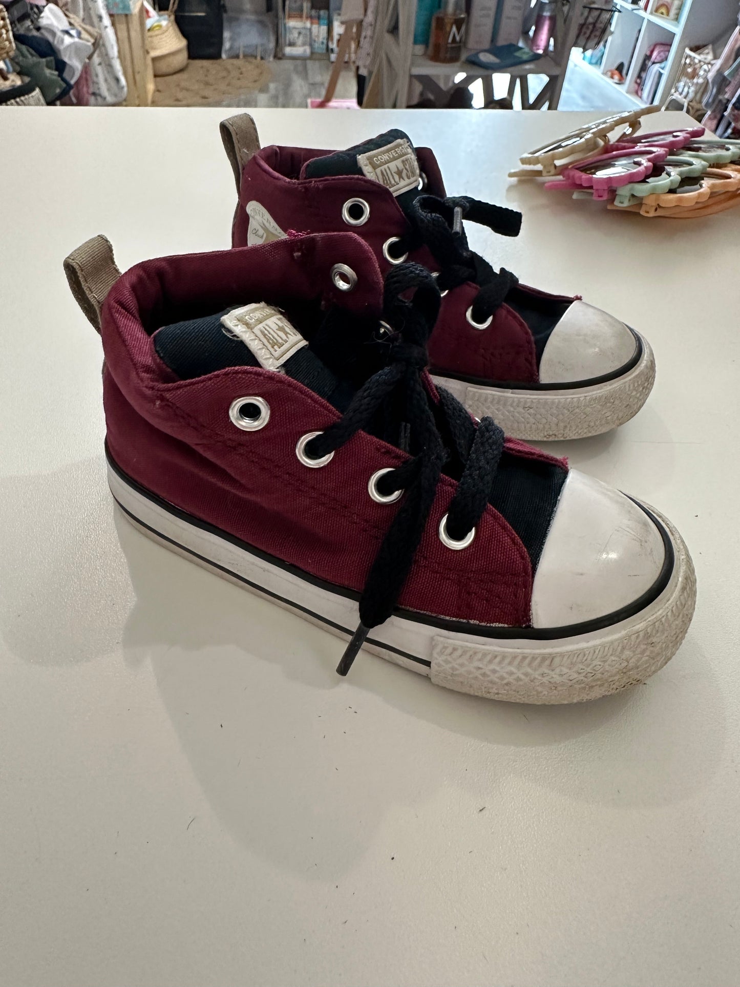 souliers converse gr7 - Boutique friperie le placard de Jeanne et cie