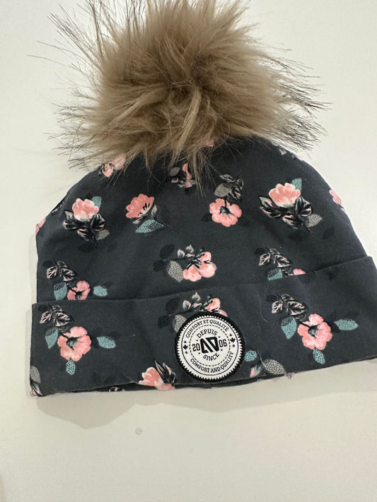 tuque 2-4ans - Boutique friperie le placard de Jeanne et cie