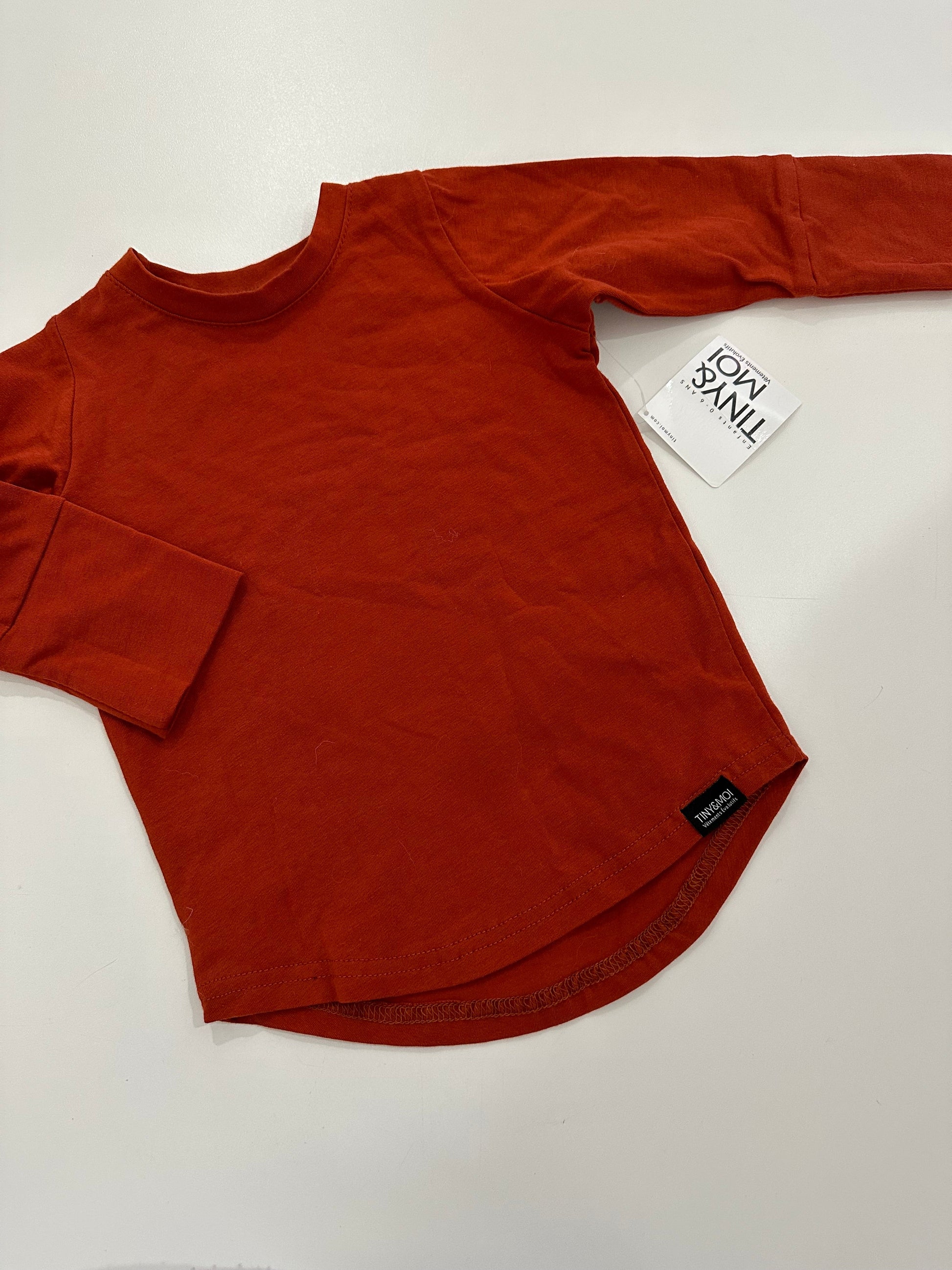 chandail 0-12m - Boutique friperie le placard de Jeanne et cie