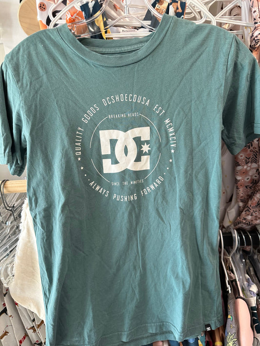 Chandail 10t - Boutique friperie le placard de Jeanne et cie