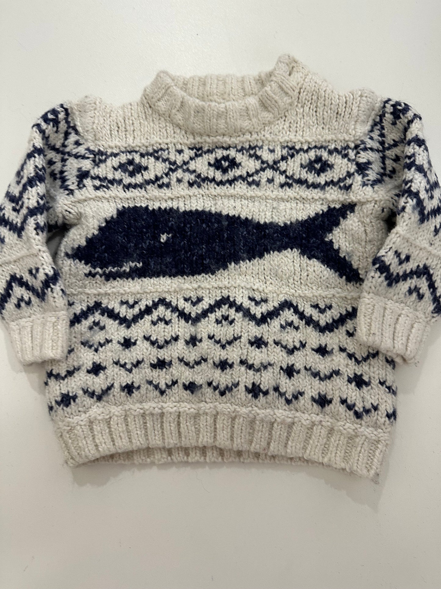 Chandail 6-9 mois - Boutique friperie le placard de Jeanne et cie