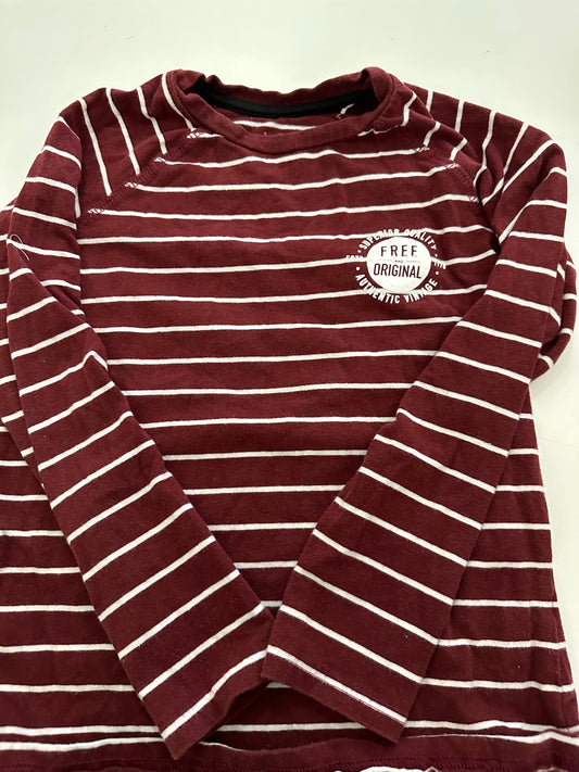 Chandail 7t - Boutique friperie le placard de Jeanne et cie