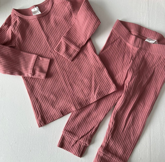 Ensemble 6-9 - Boutique friperie le placard de Jeanne et cie