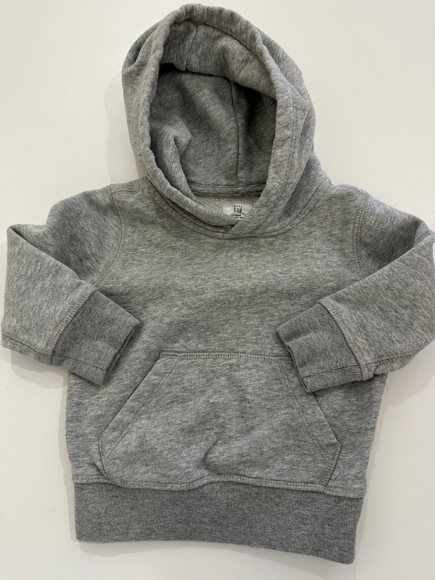 hoodie 12-18m - Boutique friperie le placard de Jeanne et cie