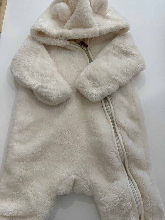 Manteau 2-4 mois - Boutique friperie le placard de Jeanne et cie