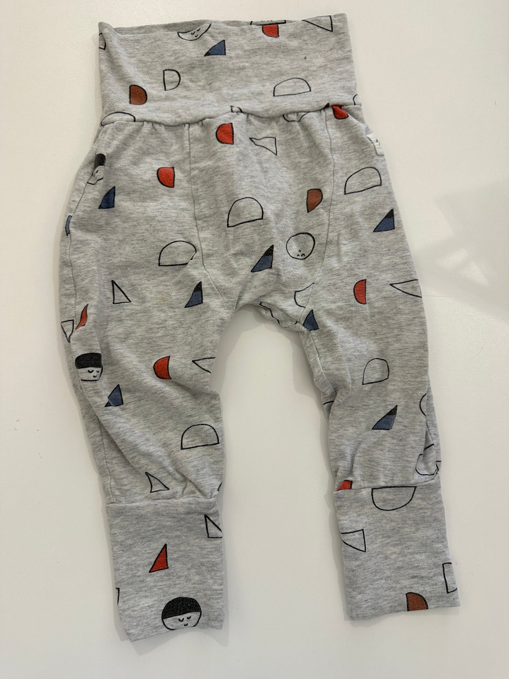 Pantalon 12-24m - Boutique friperie le placard de Jeanne et cie