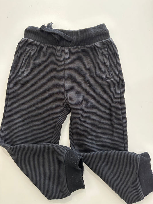 Pantalon 18-24 mois - Boutique friperie le placard de Jeanne et cie