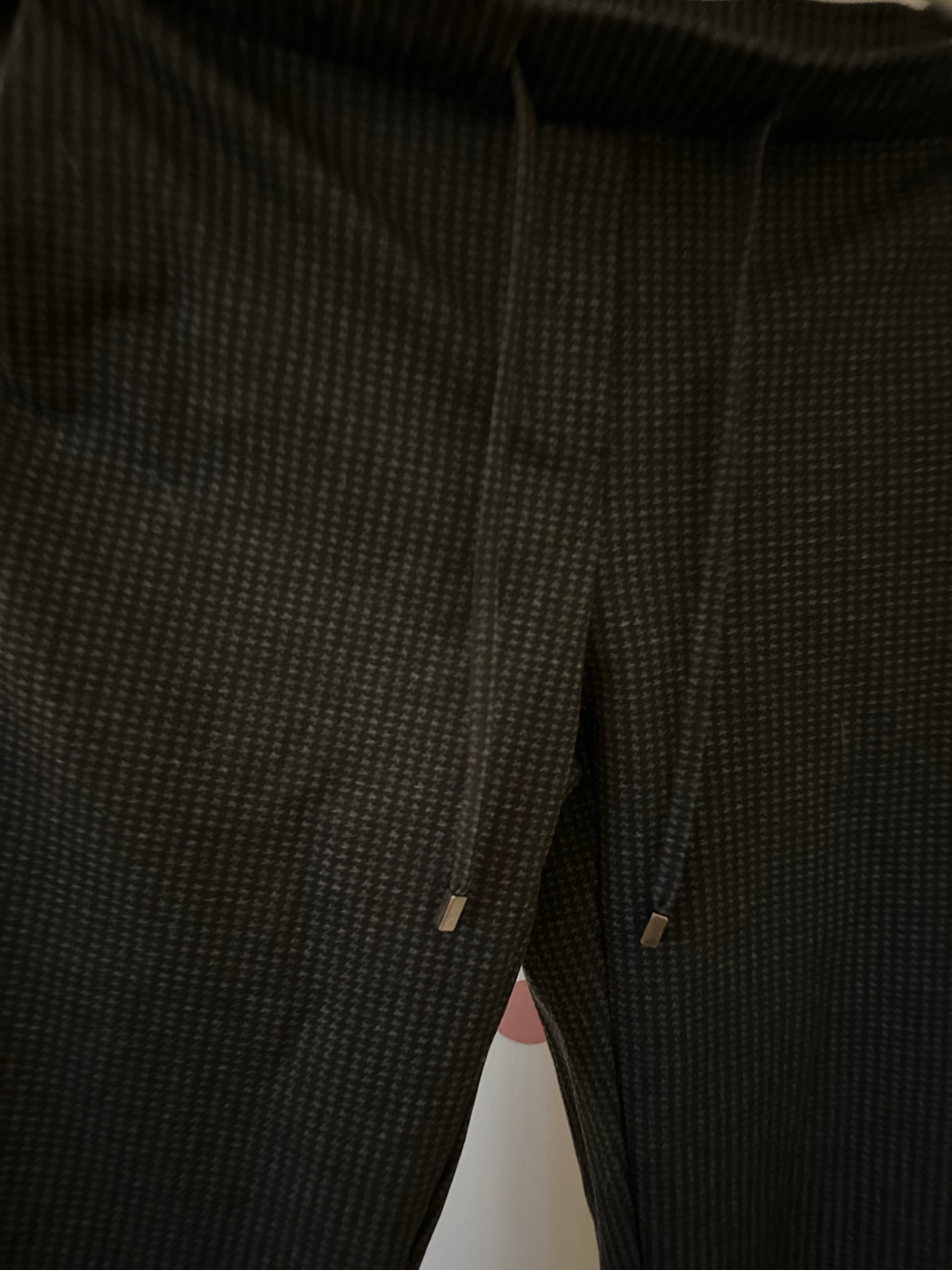 Pantalon carreaux gris grandeur 6 - Boutique friperie le placard de Jeanne et cie