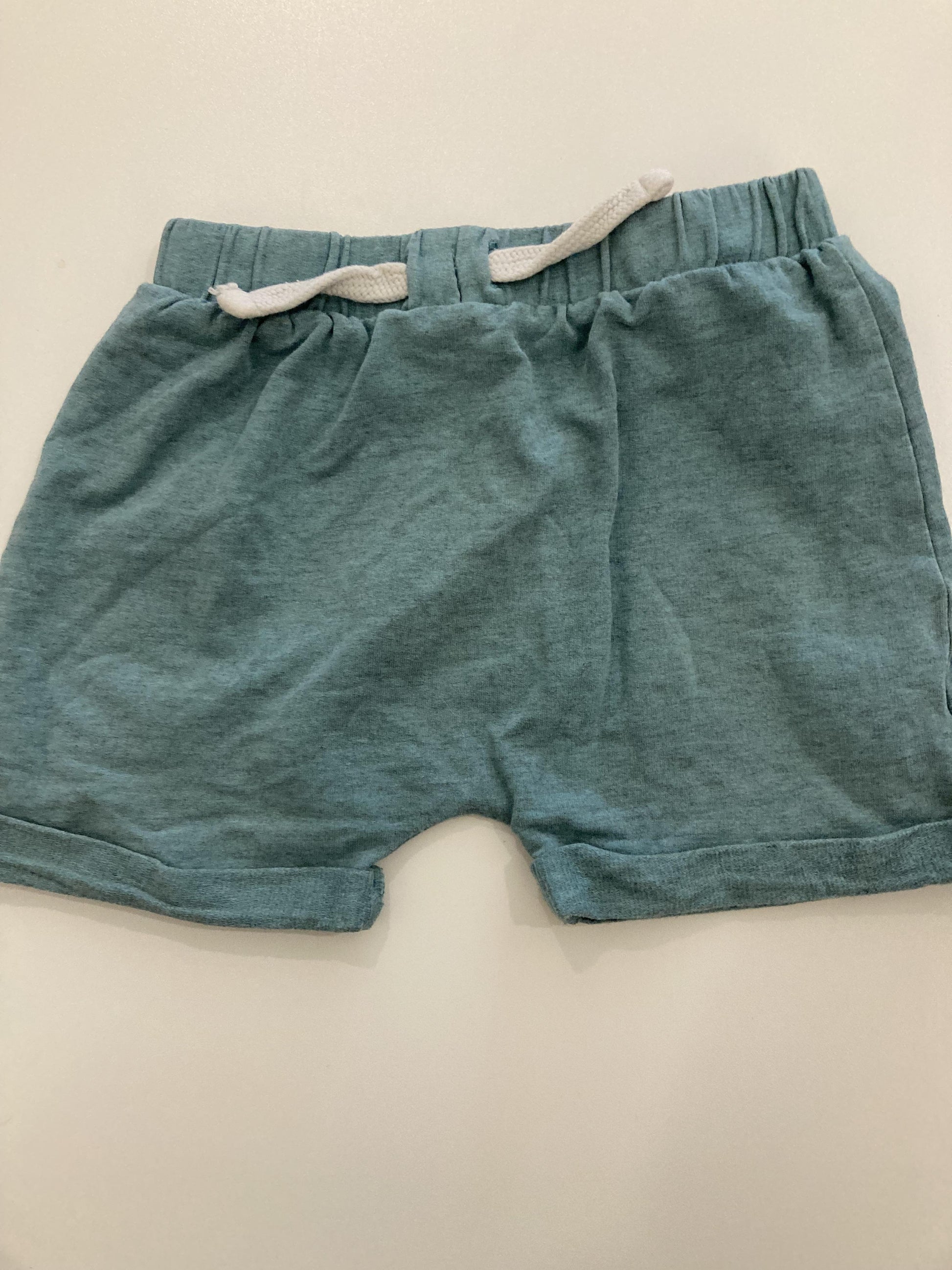 Short 2ans - Boutique friperie le placard de Jeanne et cie