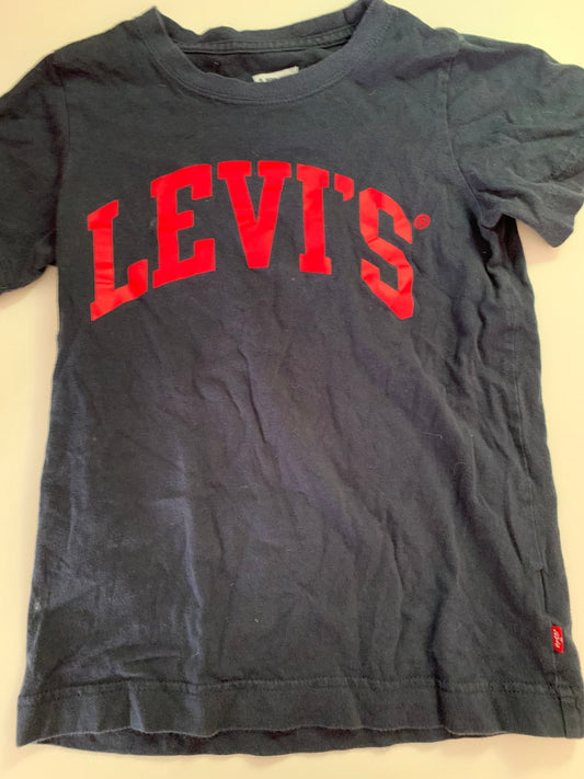 T-shirt Levis médium (7ans) - Boutique friperie le placard de Jeanne et cie